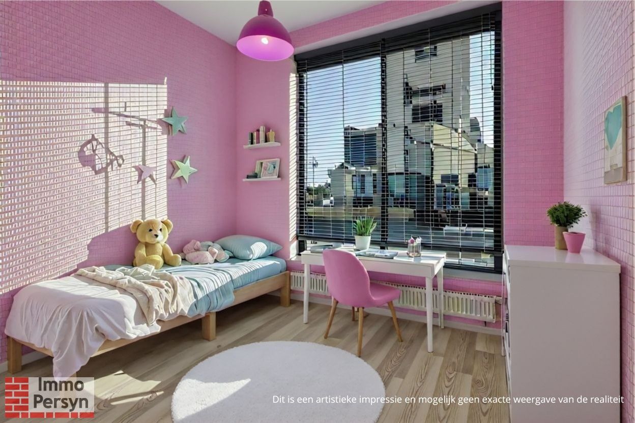 Ruim gelijkvloers appartement met tuin en 2 staanplaatsen. foto 27