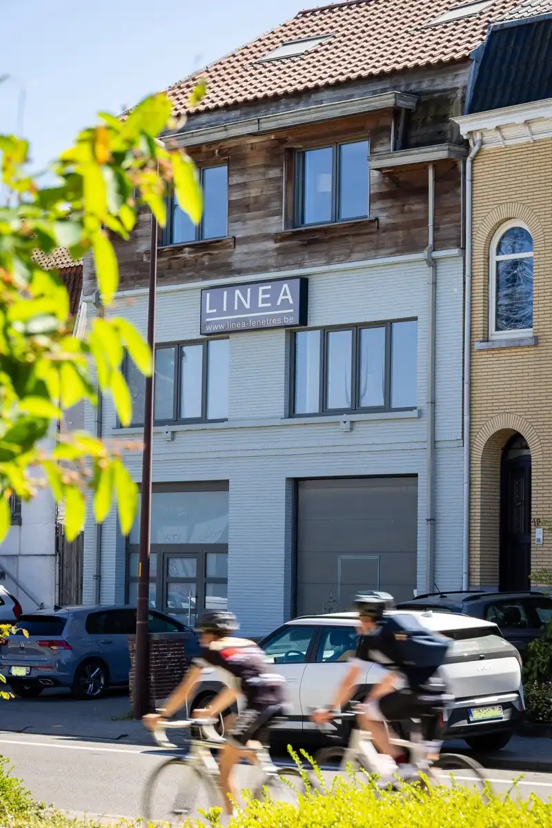 Ruim wonen met terras en 3 slaapkamers foto {{pictureIndex}}