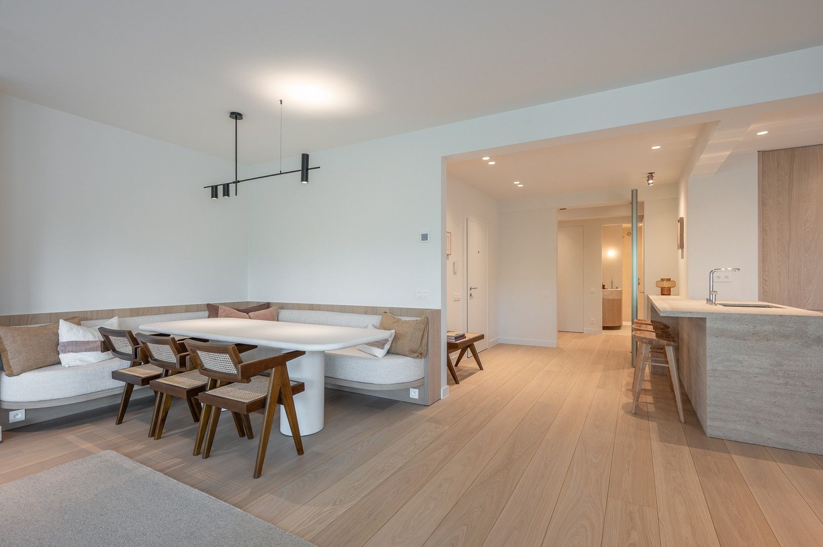 Prachtig tuinappartement met zuid gerichte tuin gelegen in het Zoute, op wandelafstand van de zee. foto 8