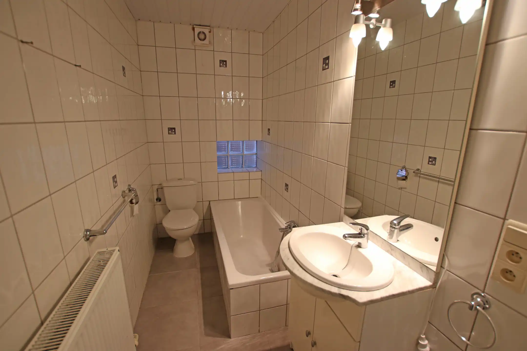 Te huur foto 17