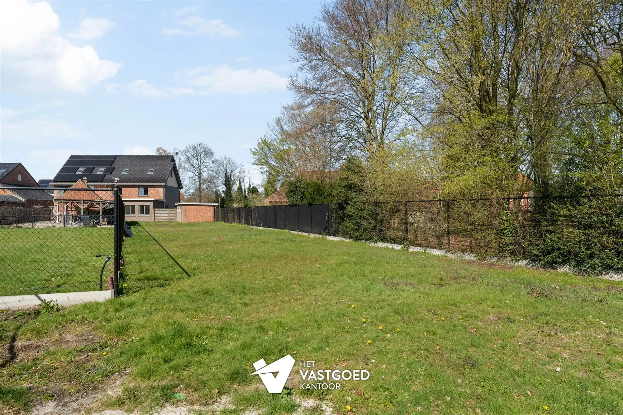 RECENT GERENOVEERDE RUIME WONING (220M²) MET 5 SLAAPKAMERS EN TUIN MET TUINKAMER TE BERINGEN foto 24