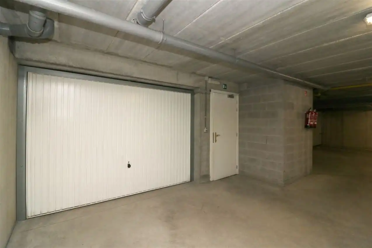 Royaal, lift tot op slaapniveau, garage, riant terras foto 29