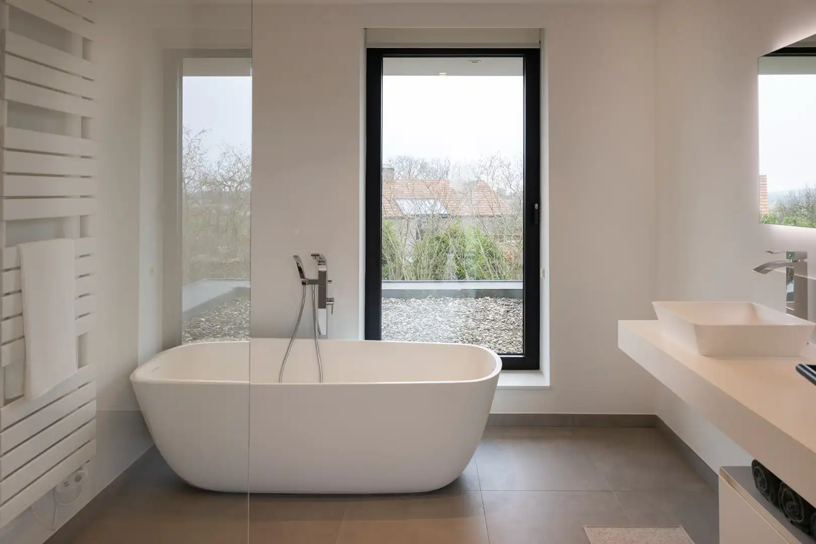 Jonge BEN-woning op rustige, landelijke ligging. foto 17