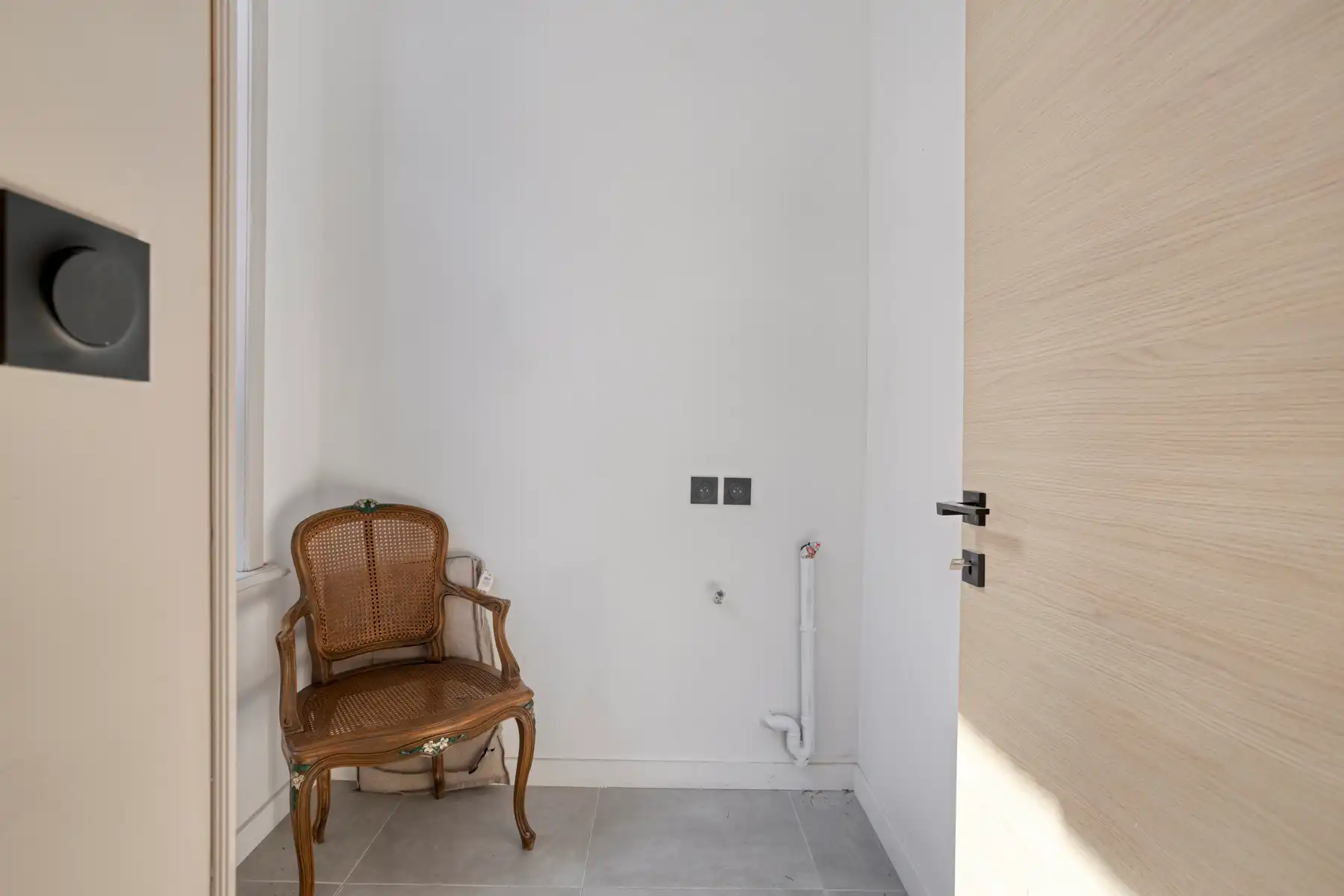 Prachtige burgerwoning naast de Sint-Annakerk foto 12
