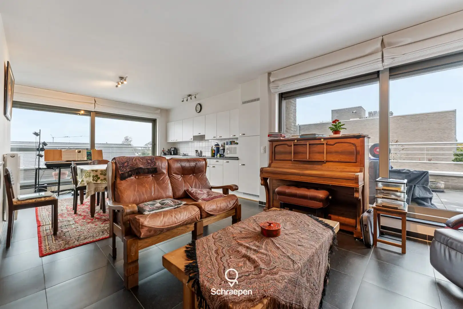 Uniek penthouse met riant zonneterras (115 m²) en 2 slpks in Zonhoven-centrum! foto 5