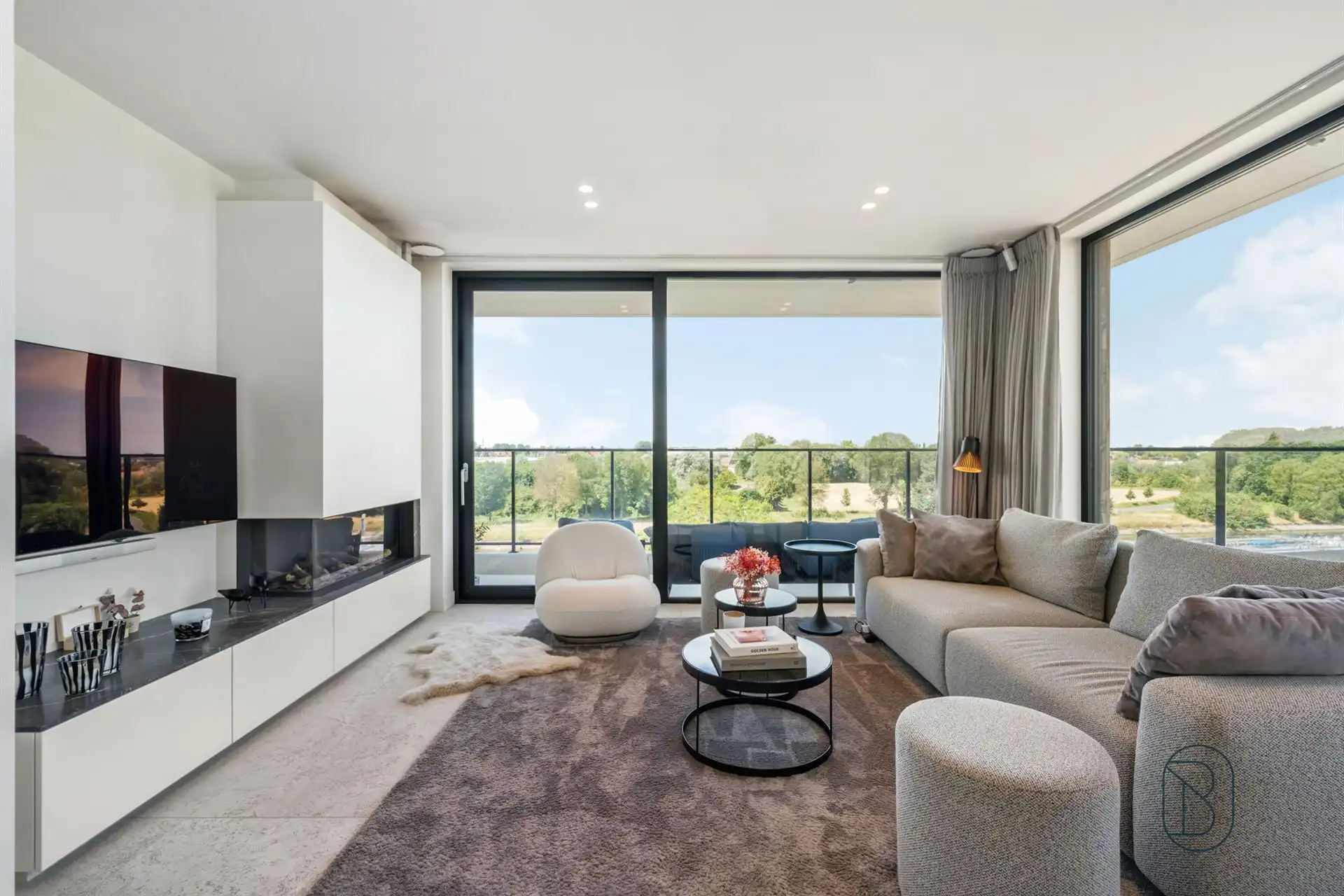 Subliem afwerkt penthouse met zicht op de Leie foto 4