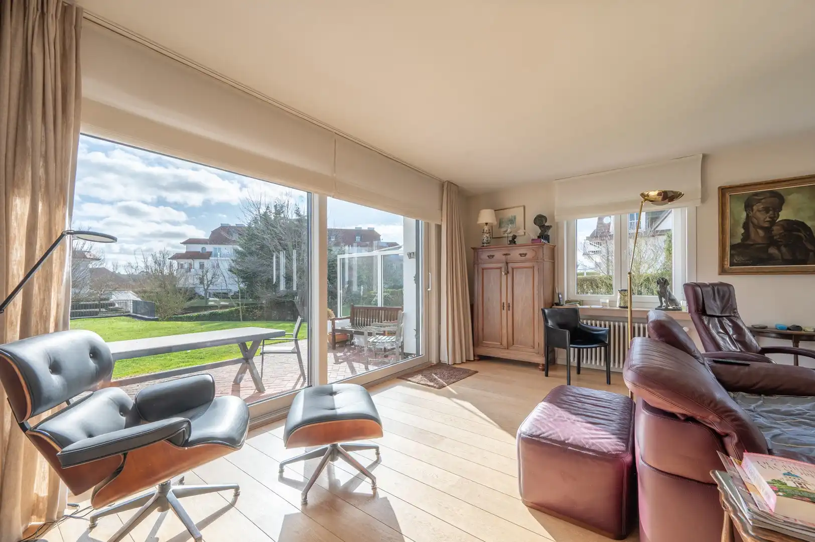 Exclusief hoekappartement in het Zoute ter hoogte van de Wandeldijk. foto 2