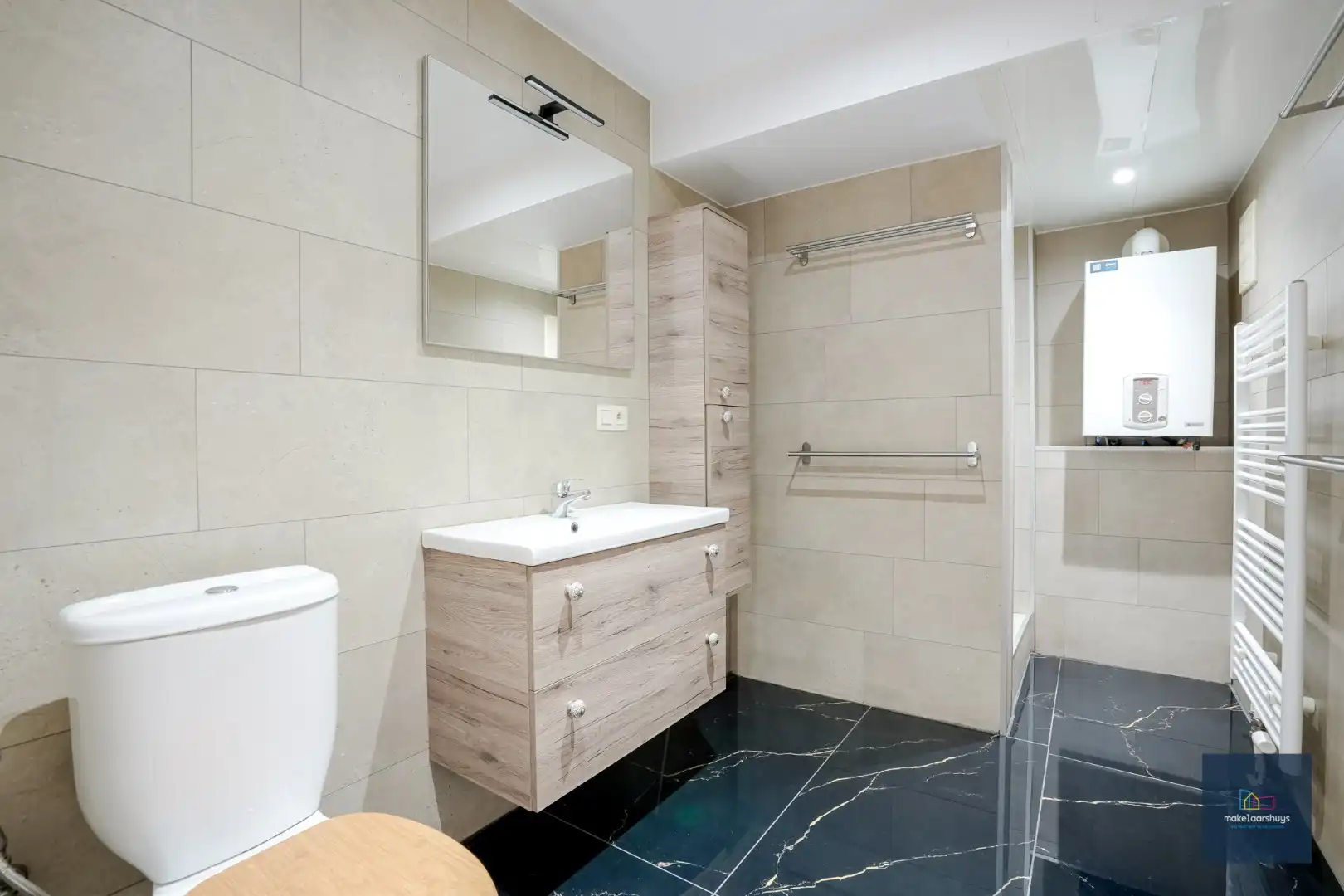 Woning met 4 slaapkamers en koer nabij centrum Gent foto 9