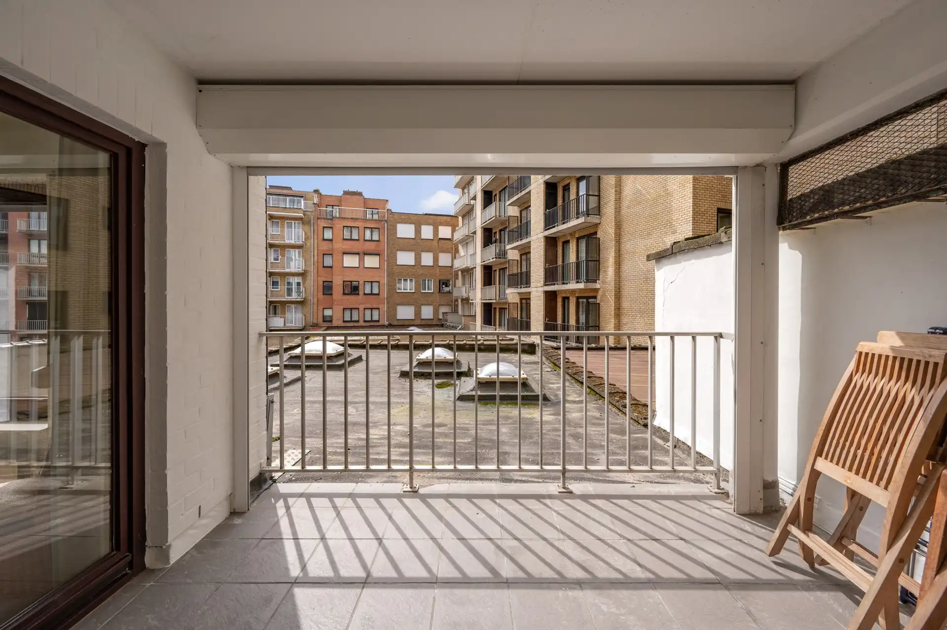 Gemeubeld: Zeer ruim appartement met zeezicht vlakbij het Rubensplein! foto 18
