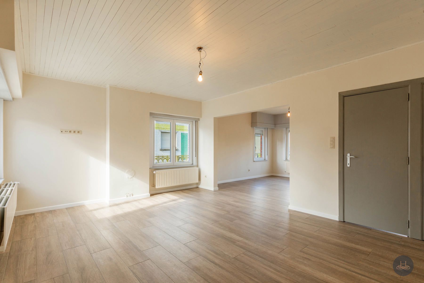 Gerenoveerde woning met 3 slaapkamers foto 3