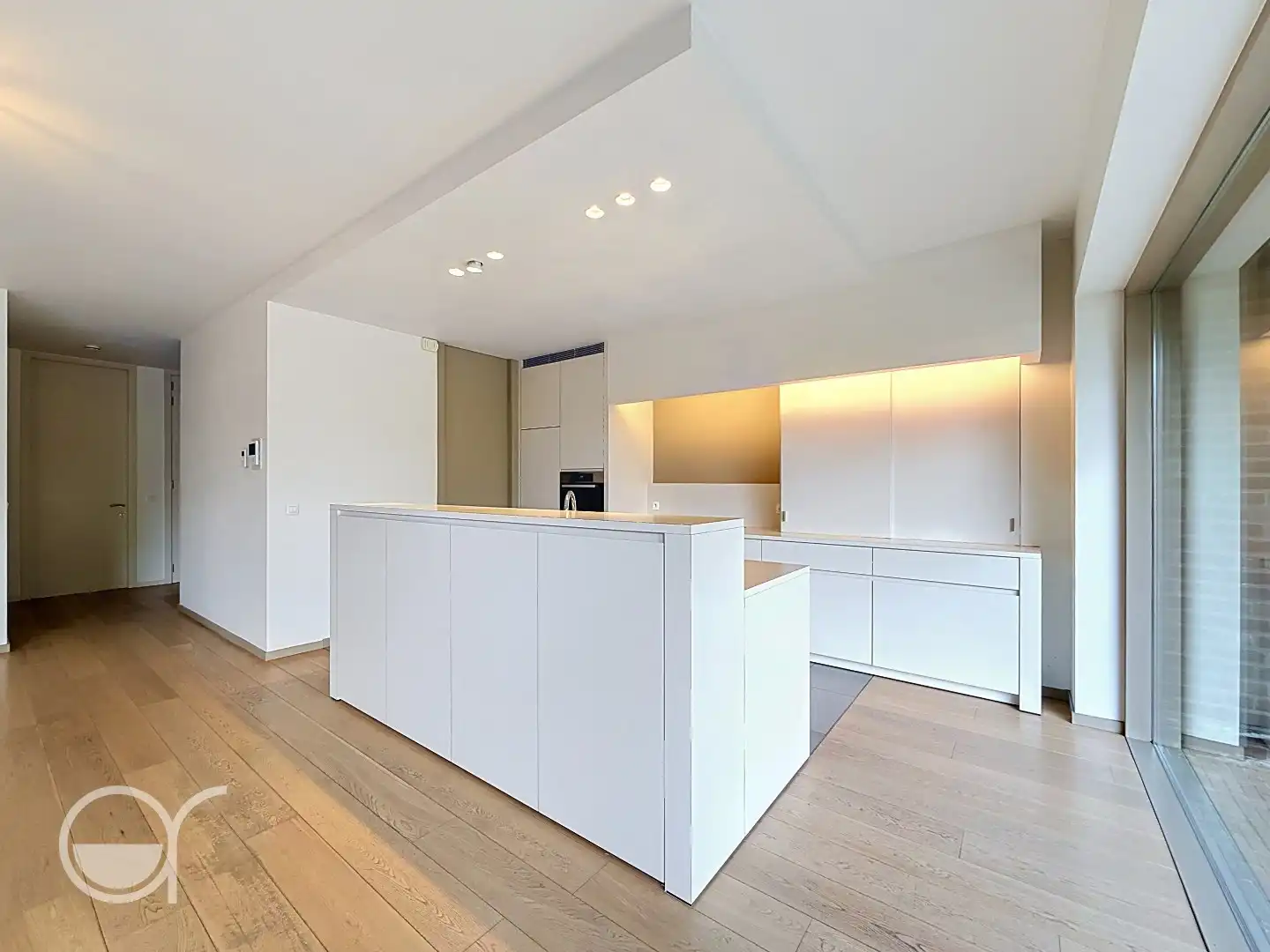 Gelijkvloers 3-slaapkamerappartement op rustige locatie foto 4