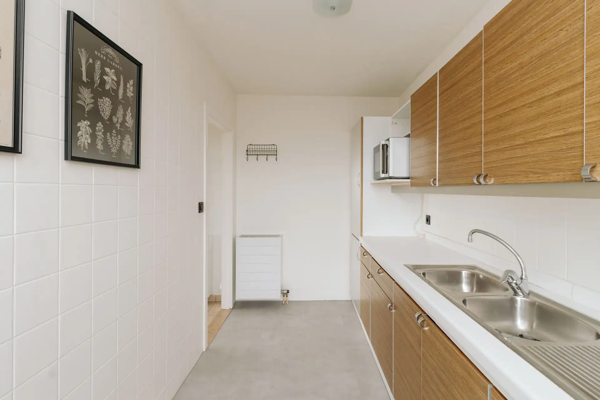 Licht en ruim appartement met prachtig uitzicht foto 7
