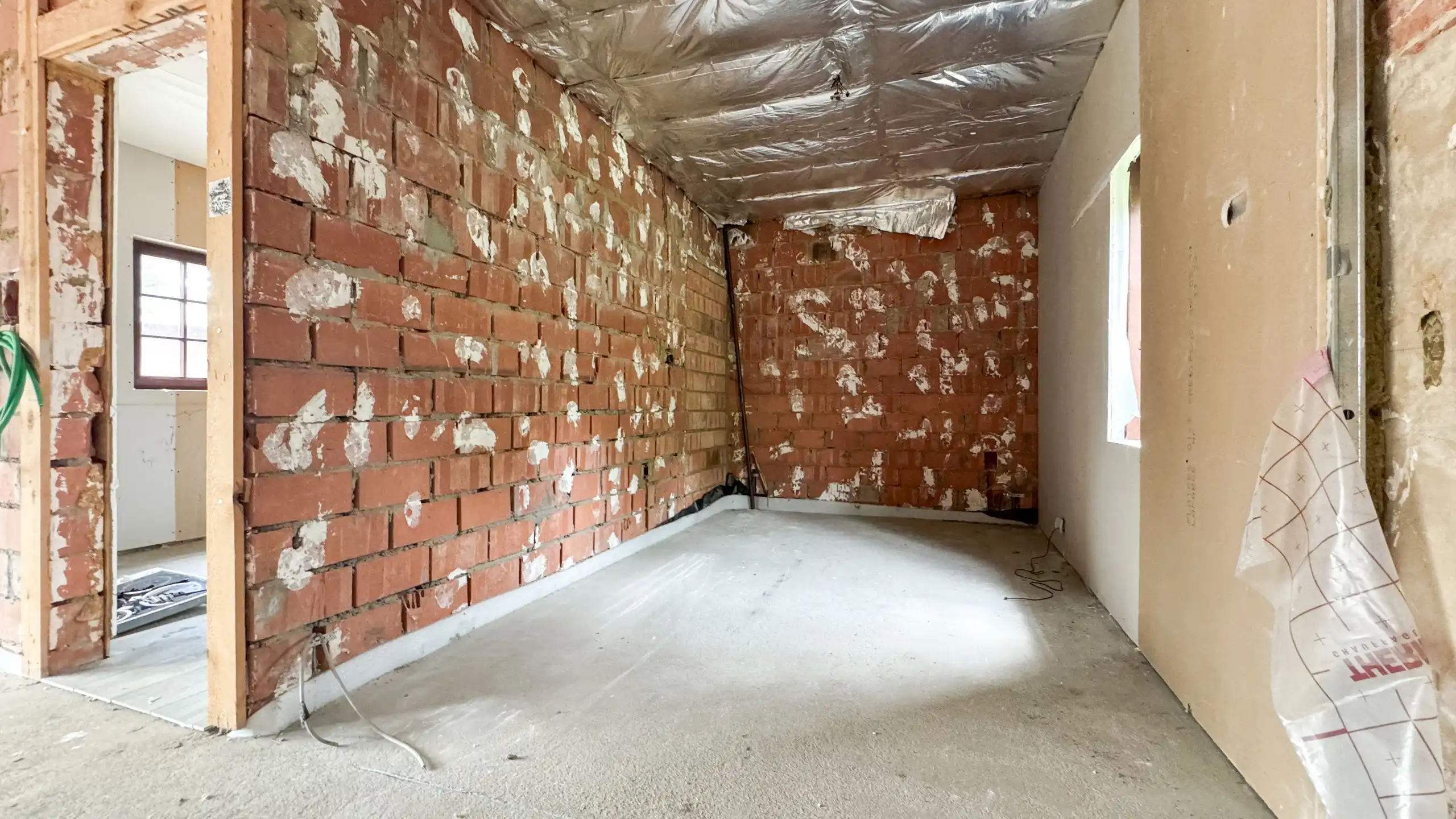 Deels gerenoveerde woning op rustige locatie in Heusden! foto 4
