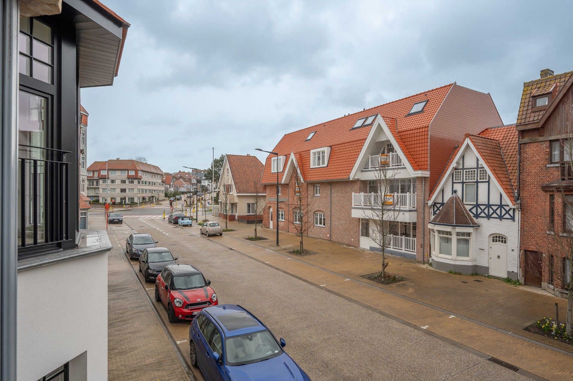 Ongemeubeld: appartement met 2 slaapkamers te Duinbergen! foto 4