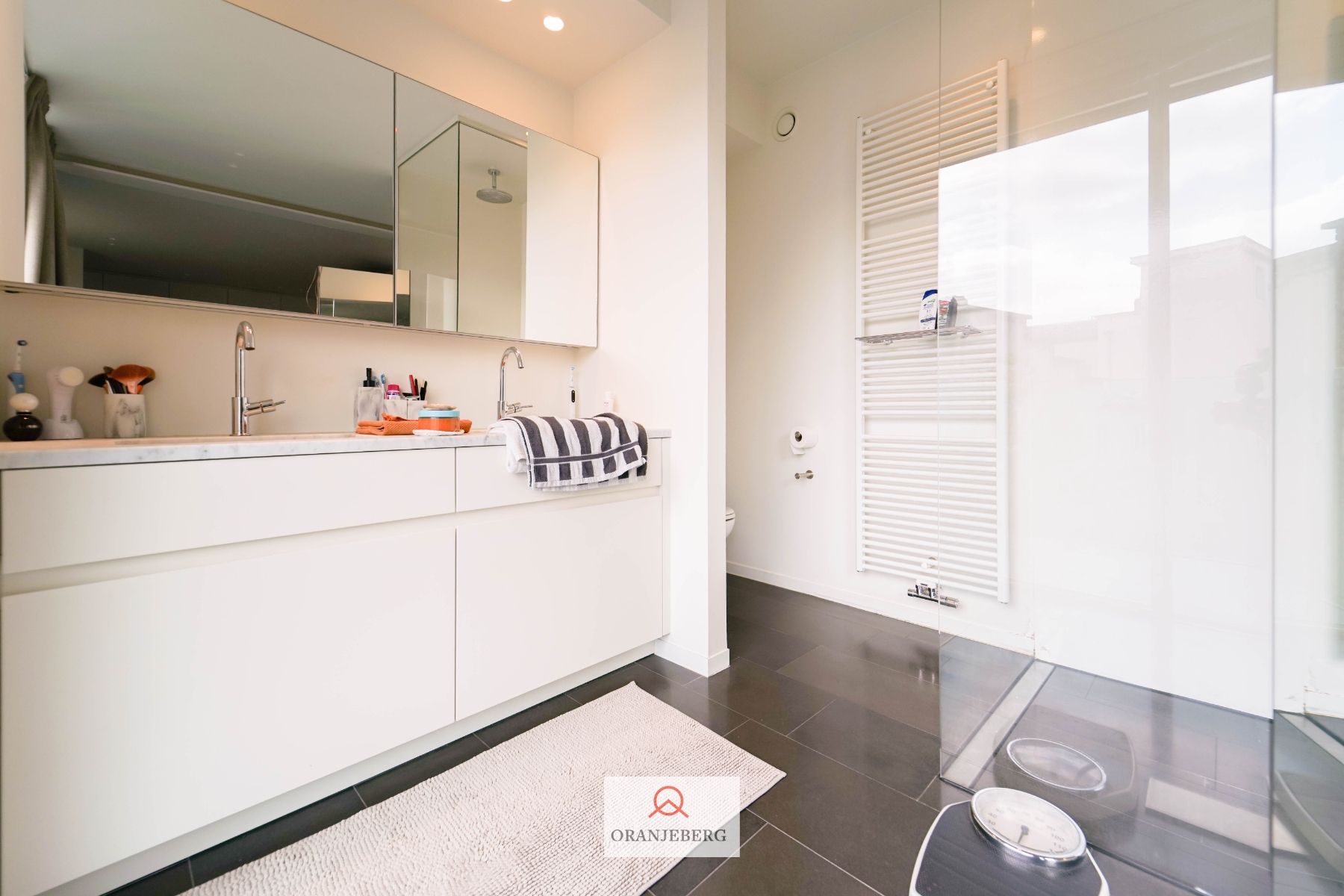 Uitzonderlijk exclusief 3 slaapkamer-appartement met drie terrassen:  210m² pure luxe in hartje Gent! foto 39