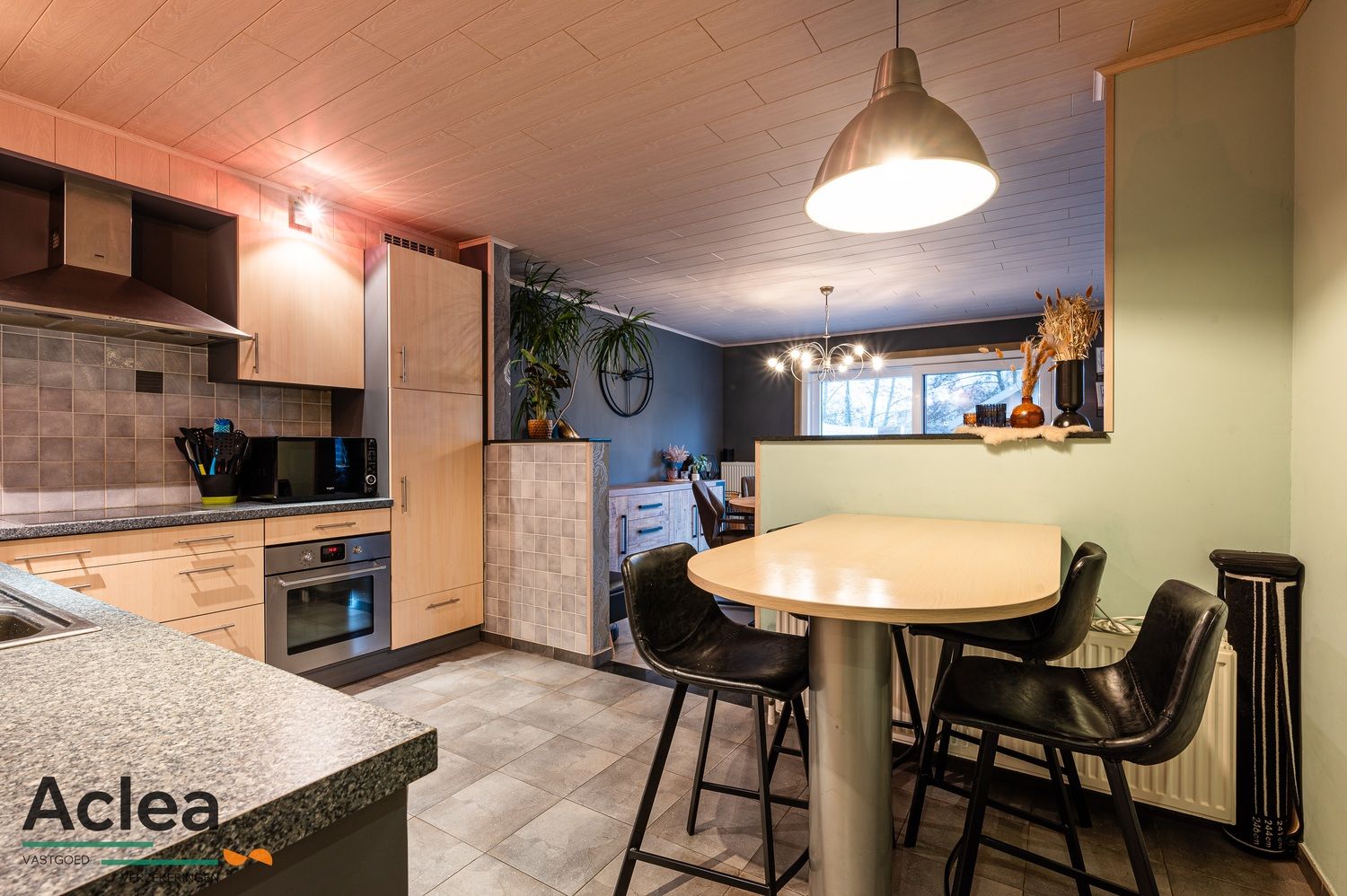 Rustig gelegen bungalow in een kindvriendelijke wijk foto 12