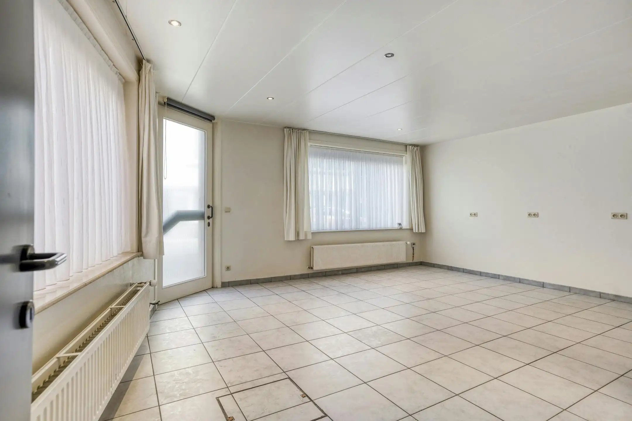 Instapklaar huis te koop in Ieper centrum foto 5