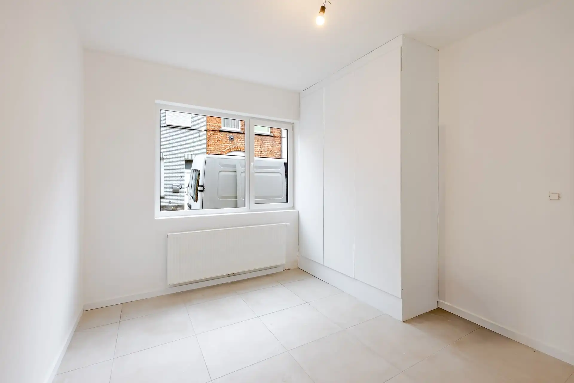 Lichtrijke, instapklare woning met tuin op wandelafstand van centrum foto 8