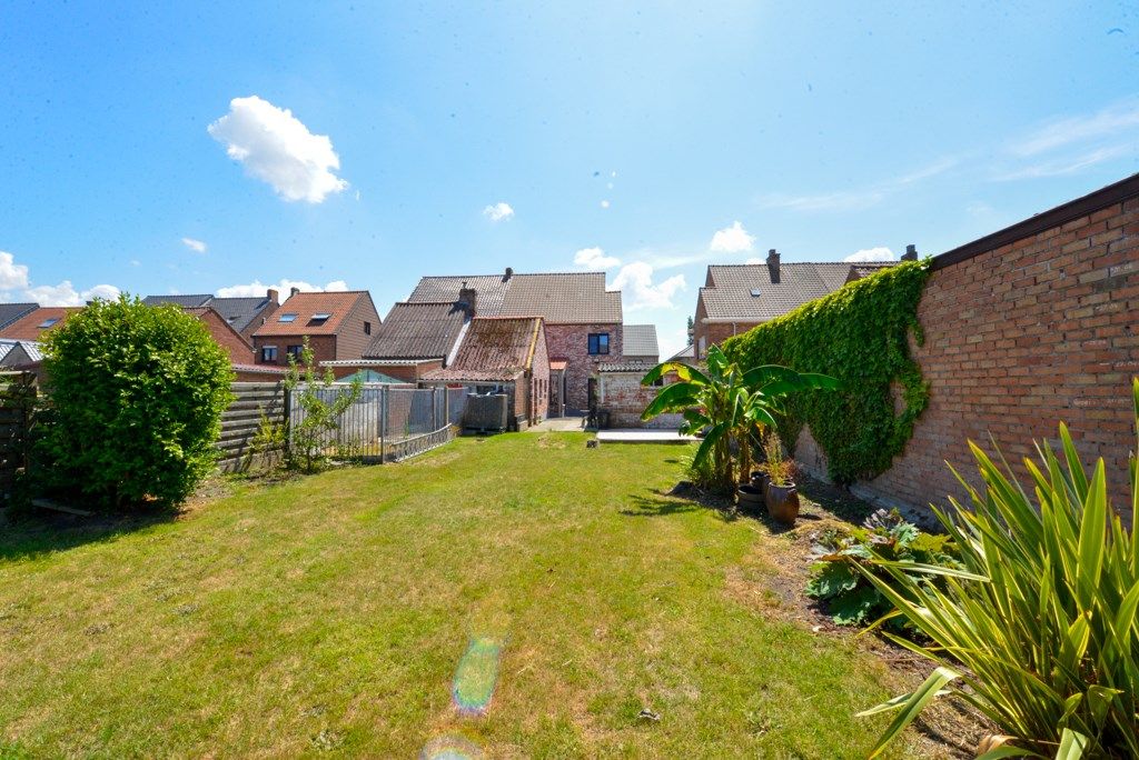 Mooie energiezuinige woning met zonnige tuin centrum Aartrijke foto 18