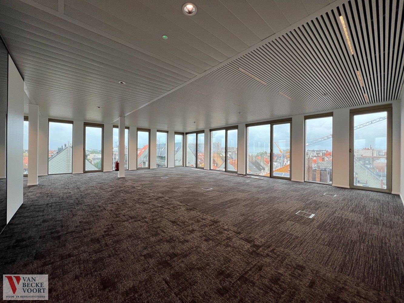 Kantoorruimte 310m² in nieuwbouwresidentie foto 3