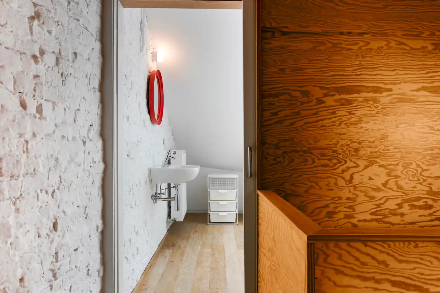 PRACHTIG GERENOVEERDE WONING MET STADSTUIN! foto 29