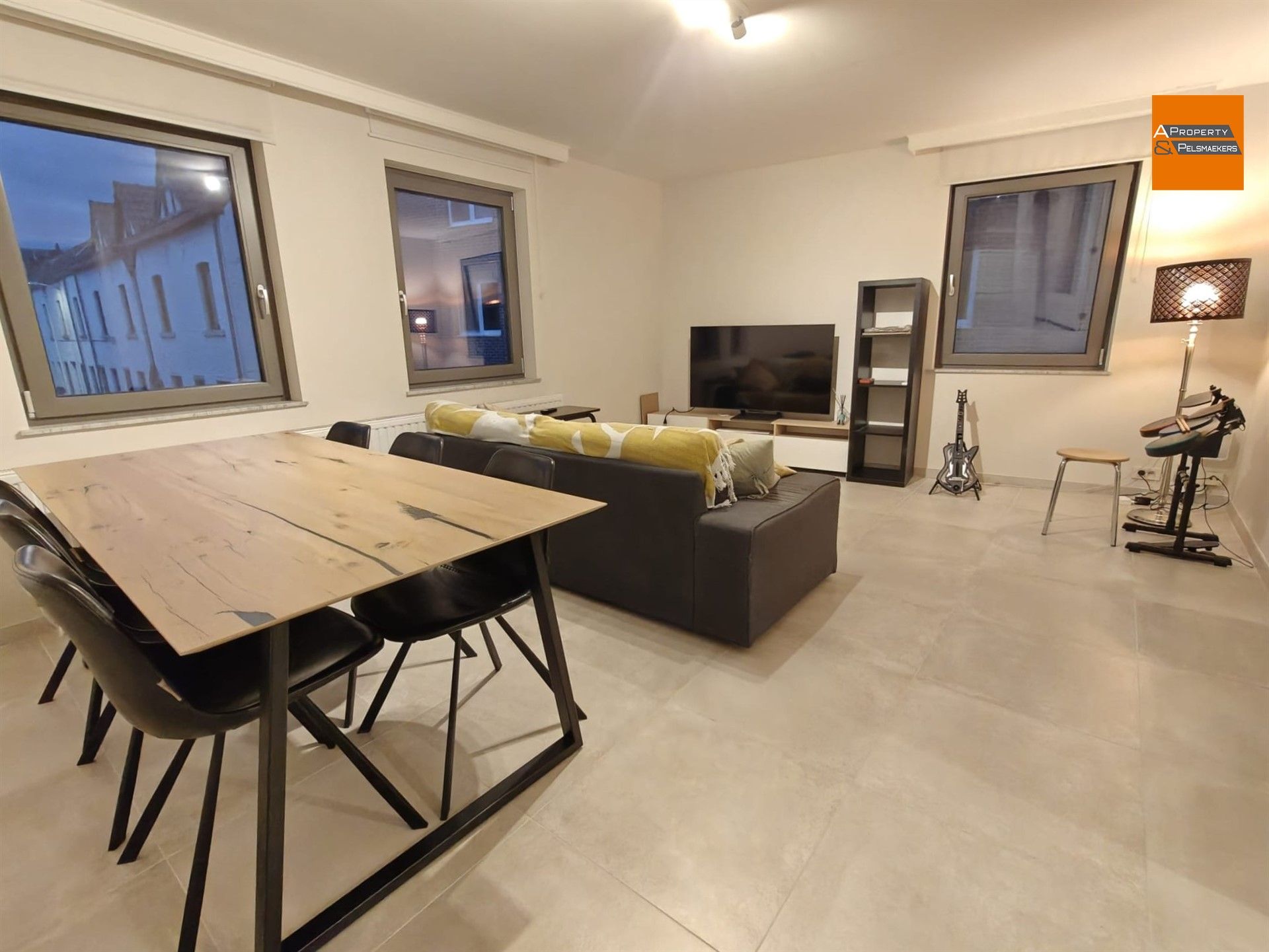 Volledig gerenoveerd appartement met 2 slpk. Leuven centrum.  foto 3