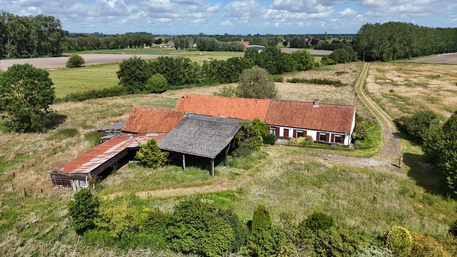 Hoeve met exclusieve ligging in valleigebied te koop te Maldegem foto 4