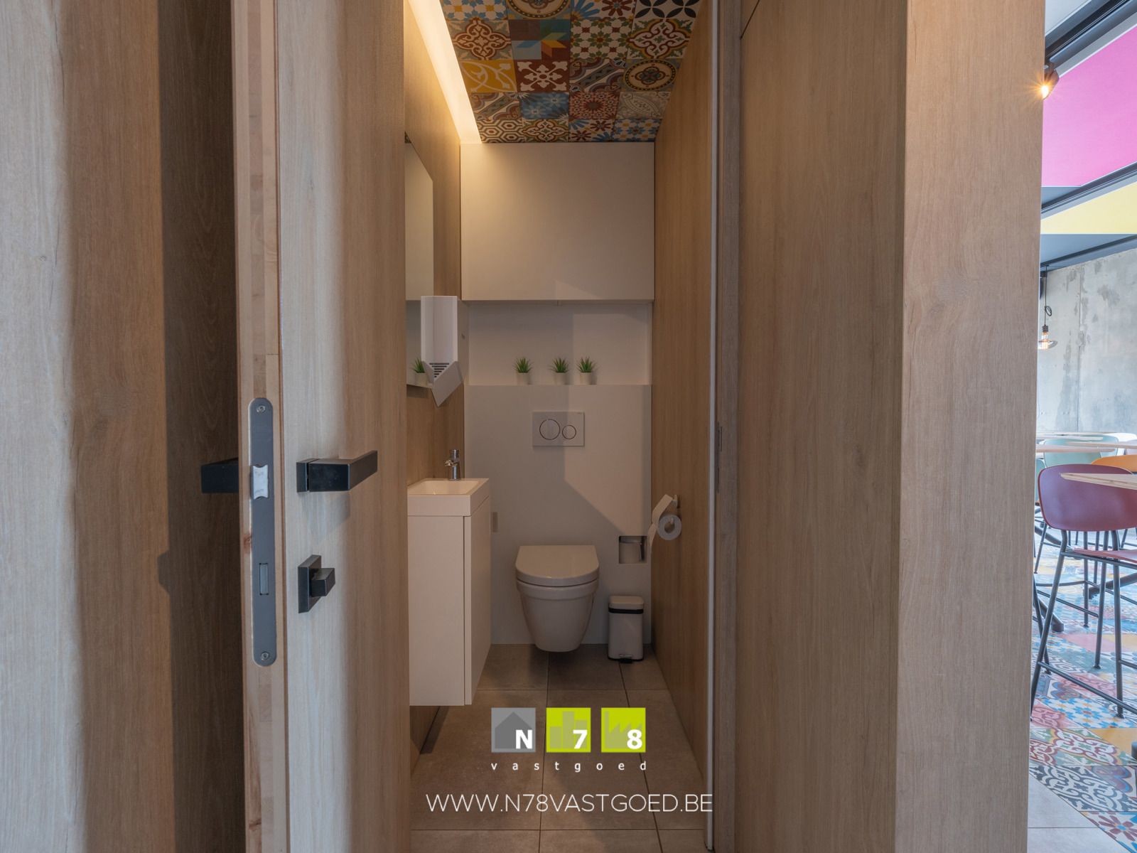 Commerciële ruimte te huur foto 30