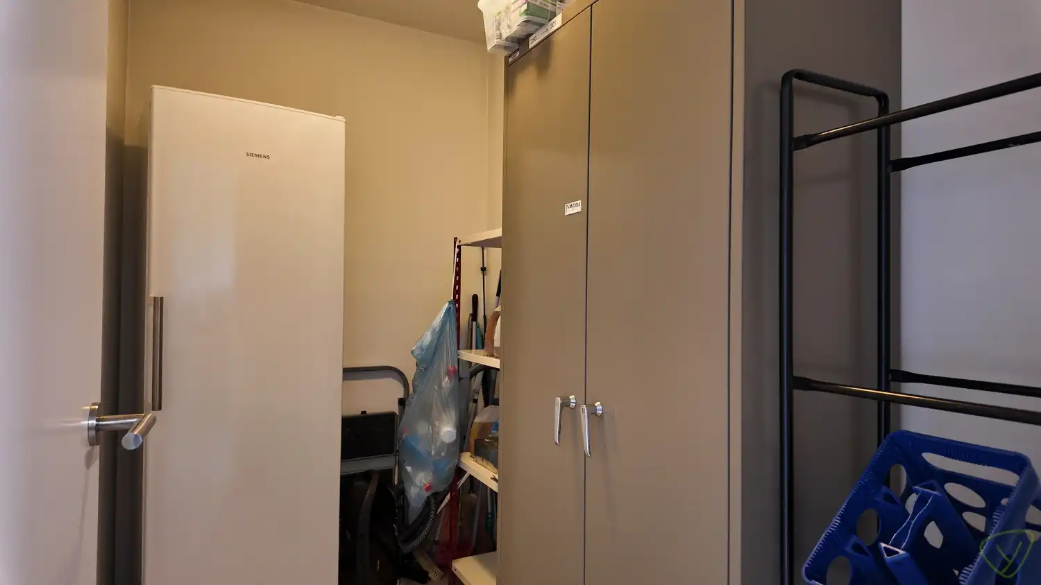 Lichtrijk appartement met panoramisch uitzicht op de Markt van Eeklo! foto 16