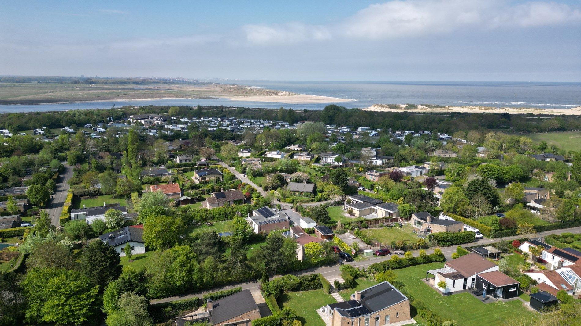 Sfeervolle recreatiewoning in het Zwindorp , Retranchement. foto 6