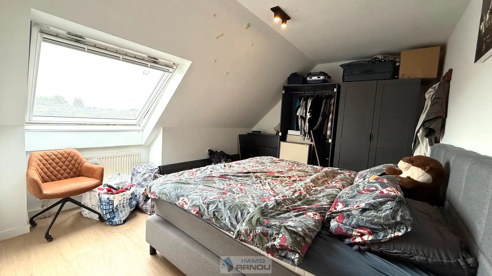 Dakappartement met twee slaapkamers en terras in het centrum foto 9