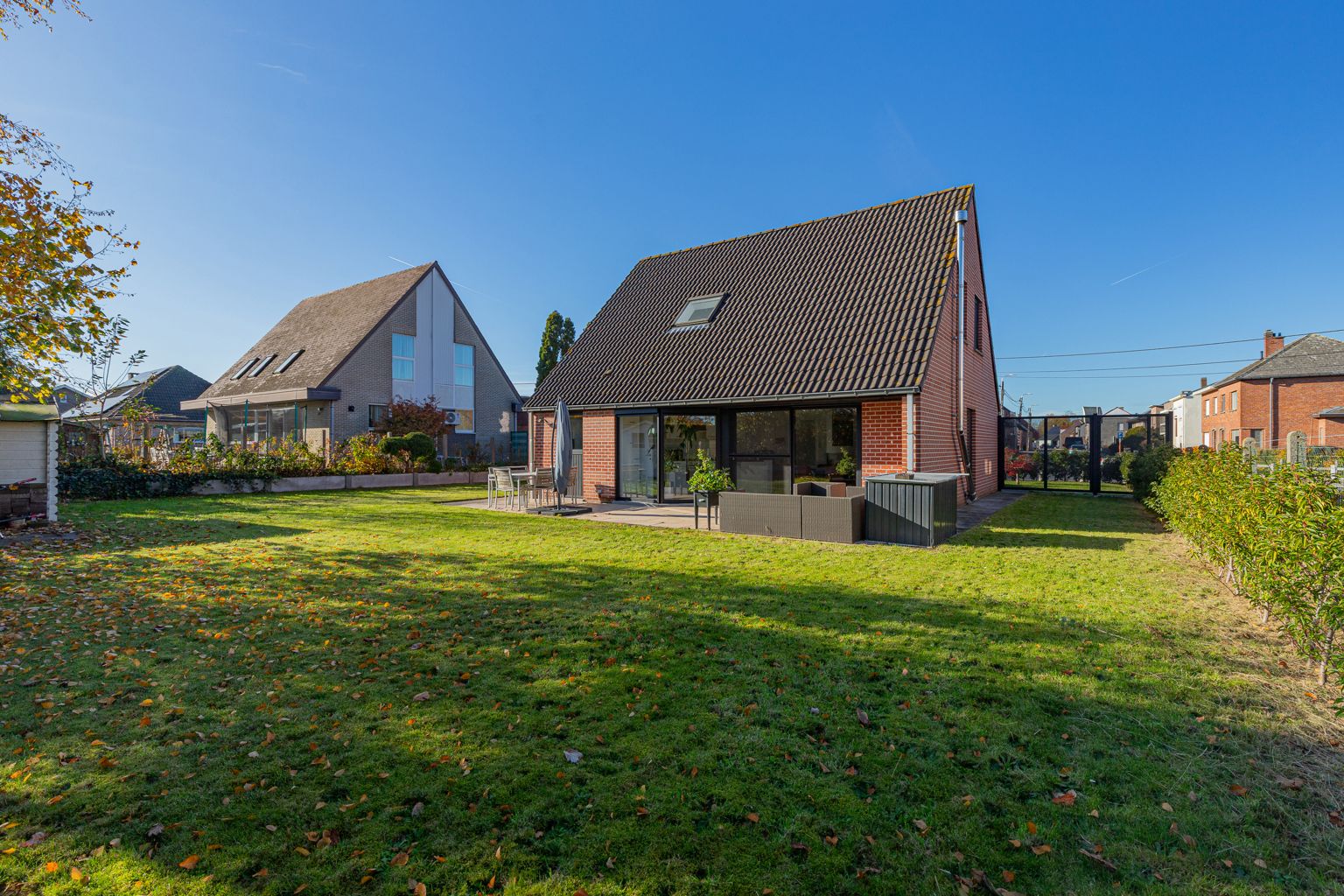 Charmante villa met 3 slpk, garage en zuidwest gelegen tuin foto 19