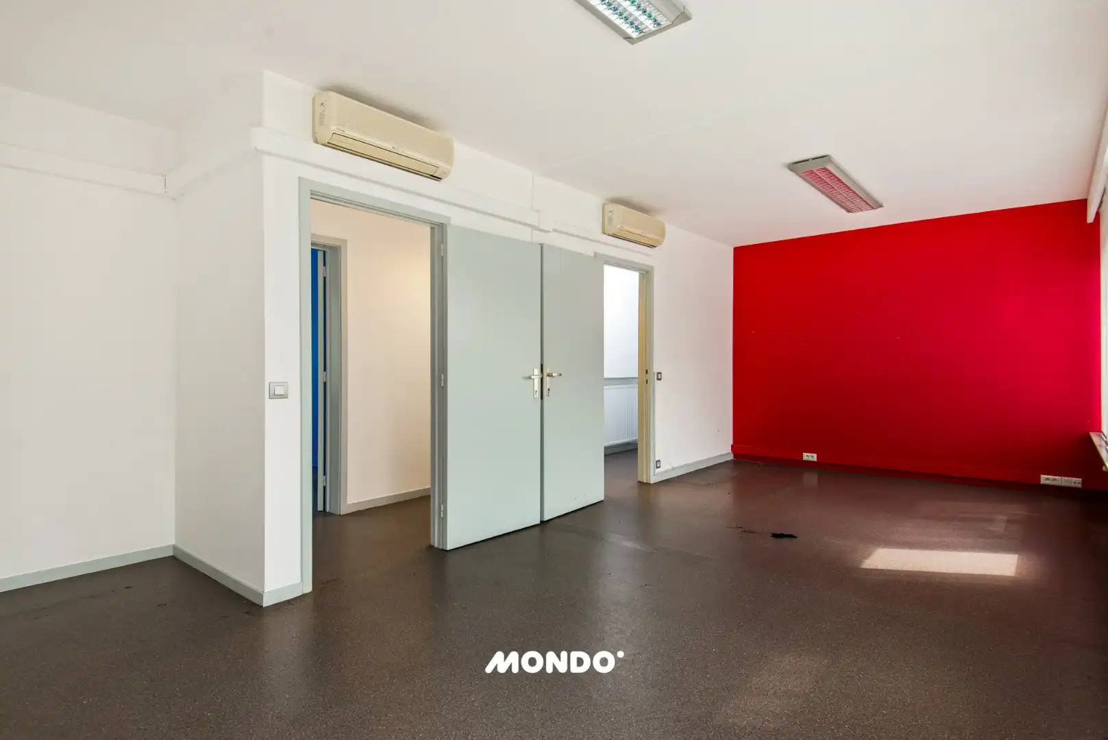 Veelzijdig kantoorgebouw met uitzonderlijk potentieel – ideaal voor praktijk, coworking of investering. foto 27