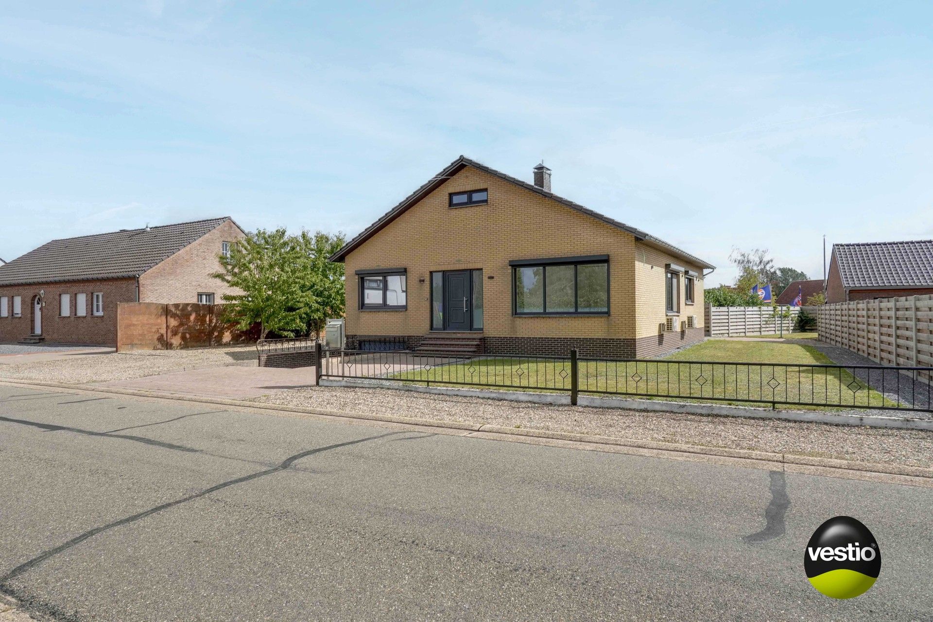 GERENOVEERDE WONING MET 5 SLAAPKAMERS foto 34