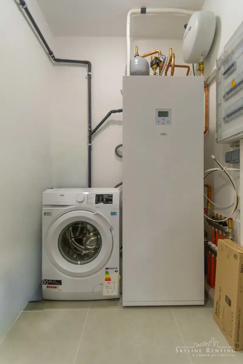 Prachtig nieuwe gemeubelde studio foto 12