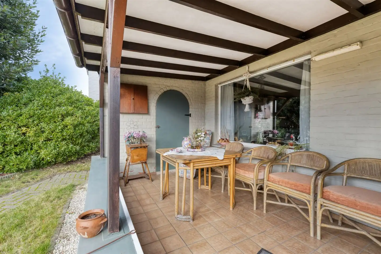 Ruime statige woning in een rustige buurt foto 28