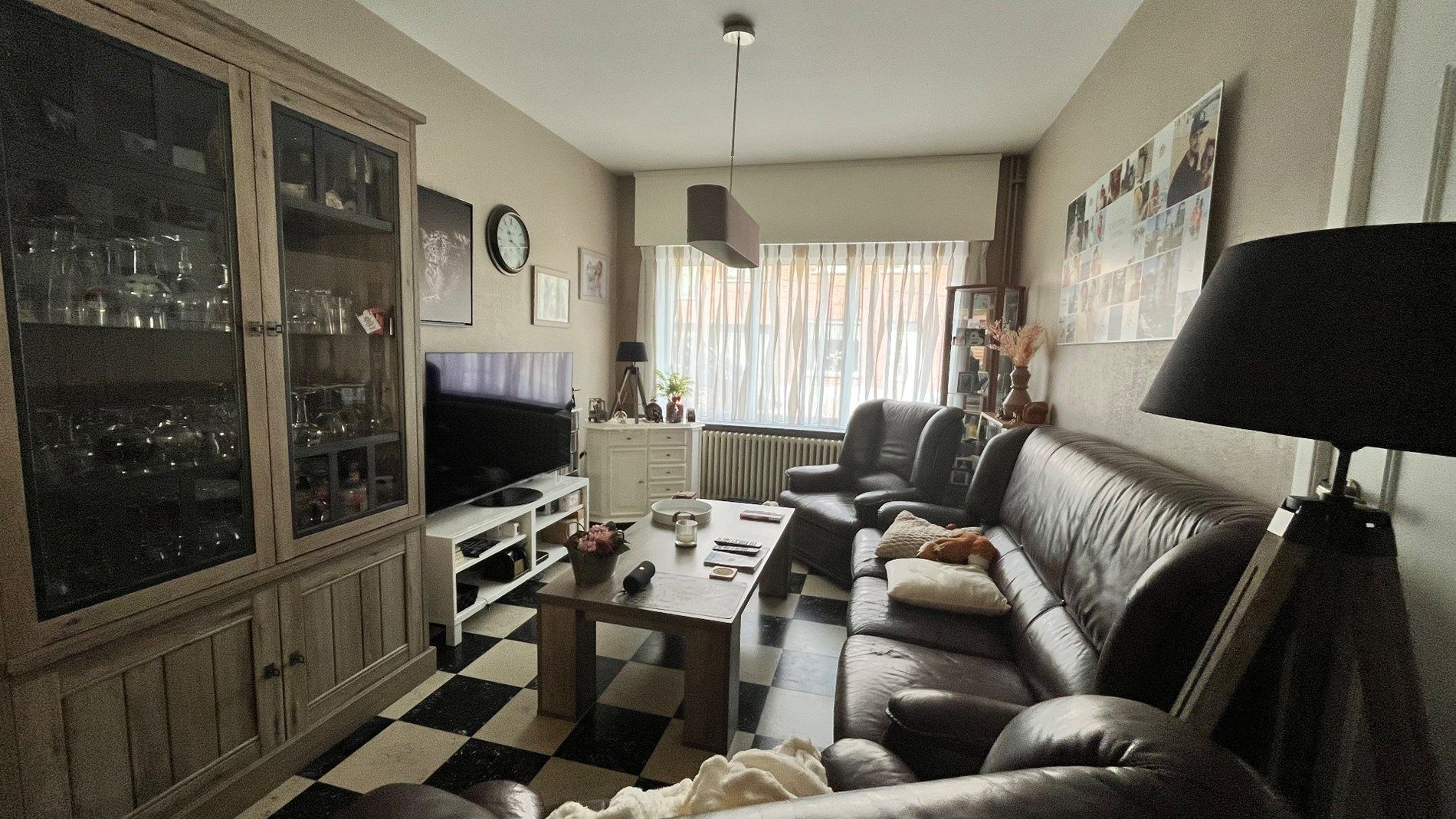Grote woning met 3 kamers, garage en zongerichte tuin foto 3