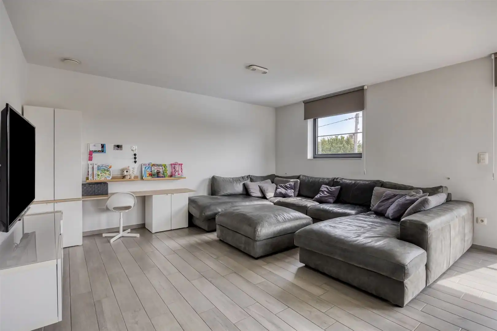 TE KOOP: Handelshuis met pizzeria & appartement in Koersel! foto 24