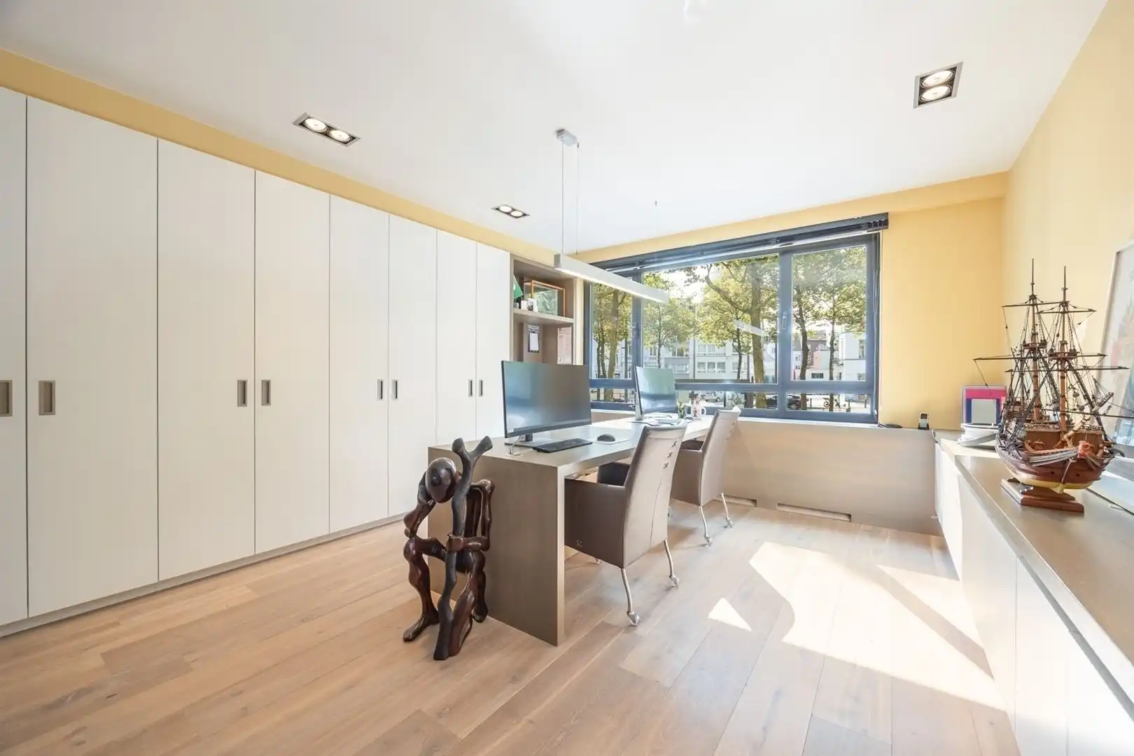 Bel-étage appartement ca 410m² op het Zuid foto 18