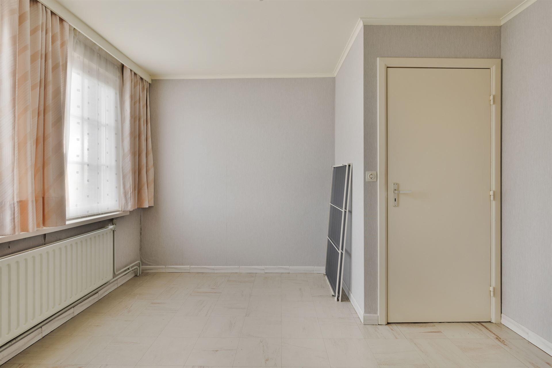 Instapklare woning met 3 slaapkamers en tuintje foto 26