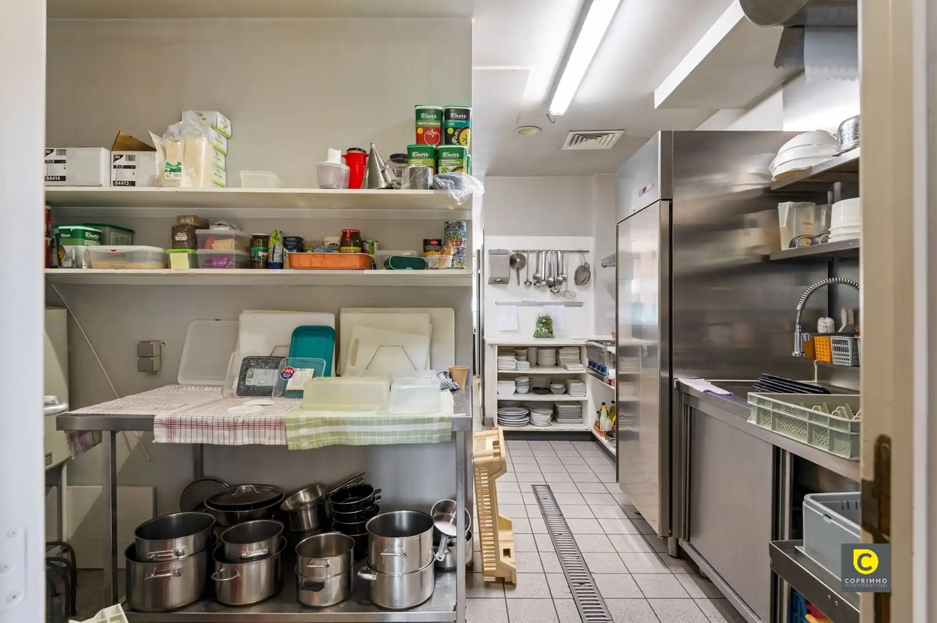 Commerciële ruimte op toplocatie! foto 8