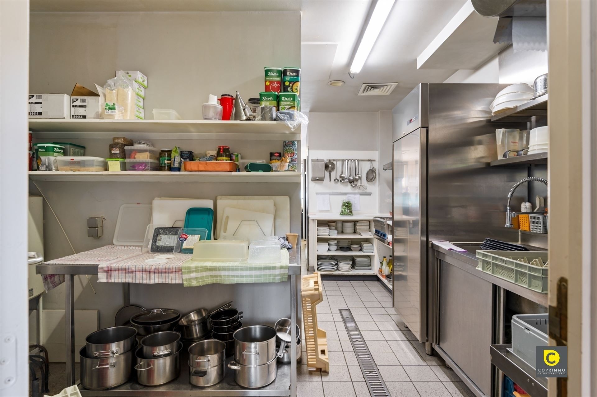 Commerciële ruimte op toplocatie! foto 8