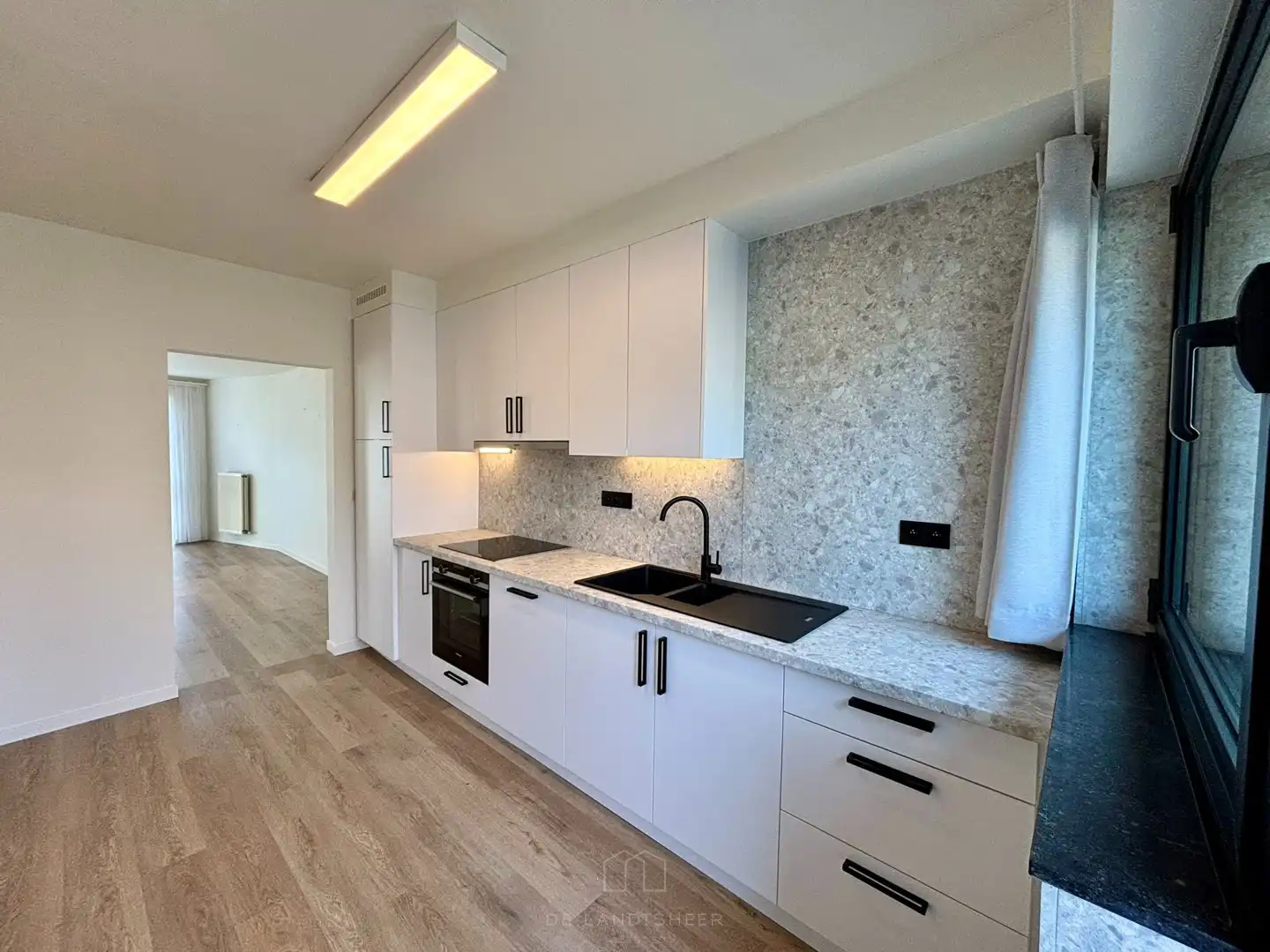 Vernieuwd 2-slaapkamerappartement in Bornem-centrum foto 4