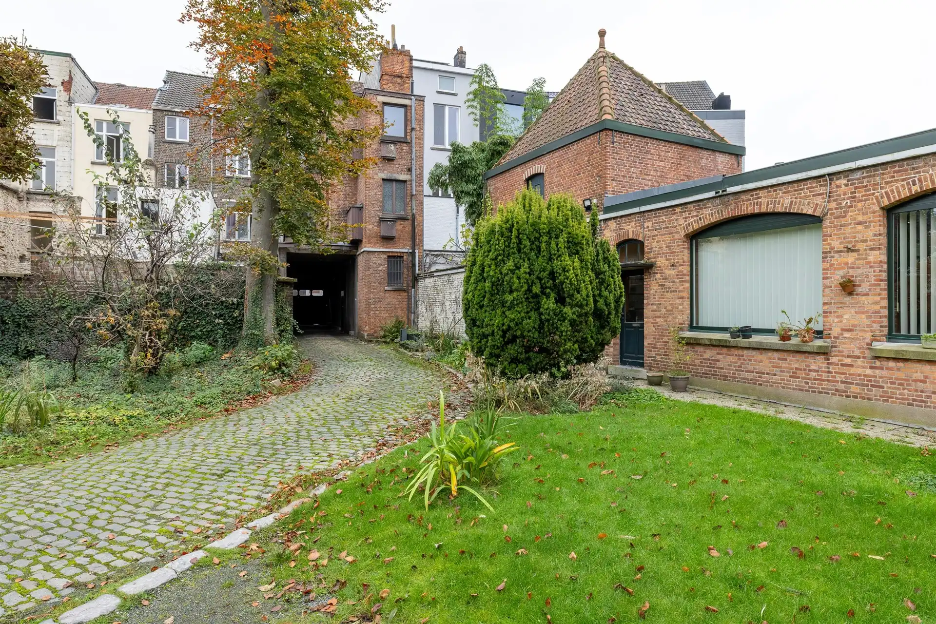 Kantoorgebouw met tuin op TOPLOCATIE Gent foto 16