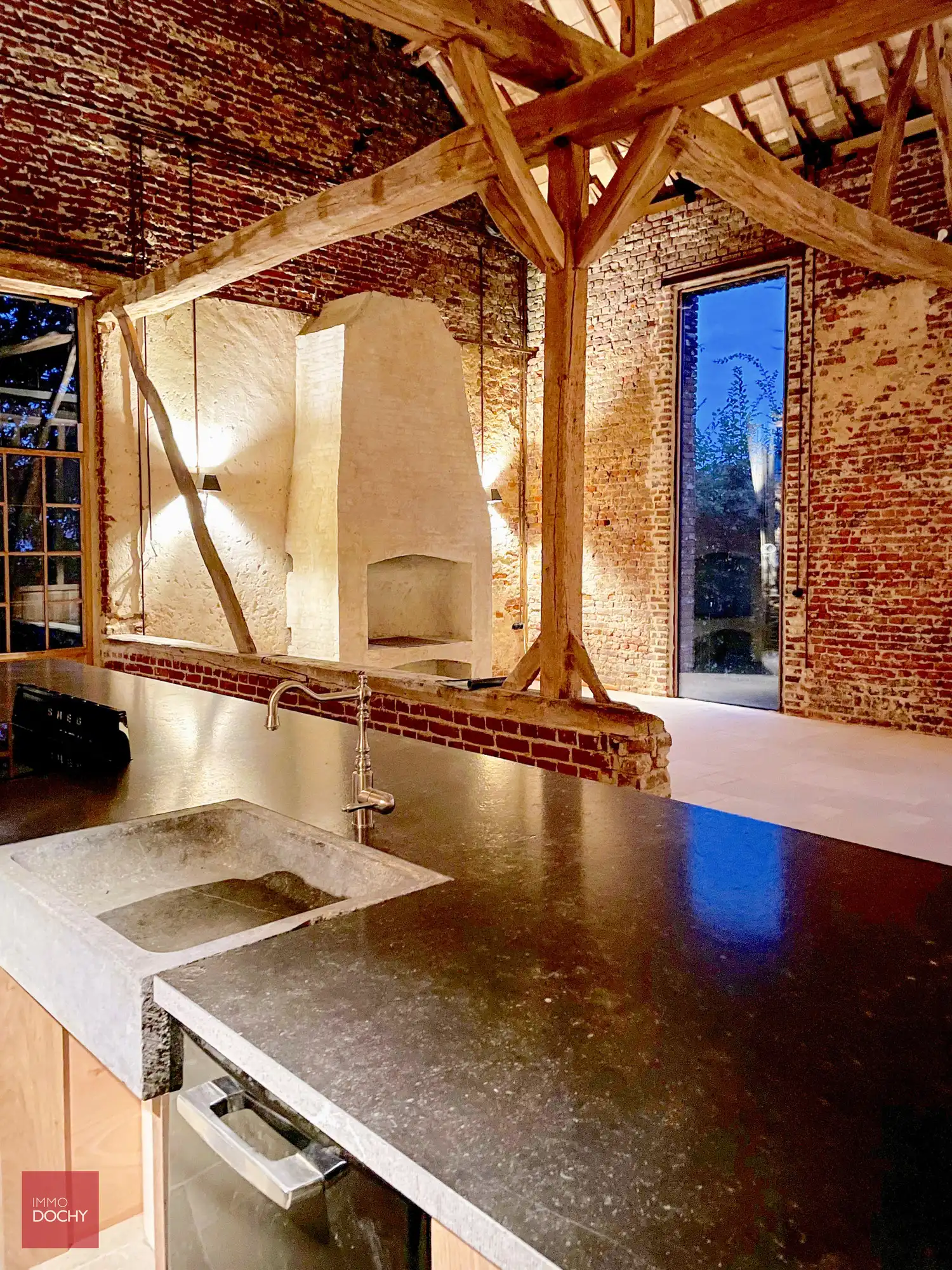 Karaktervolle eigendom met restaurant en woonst foto 32