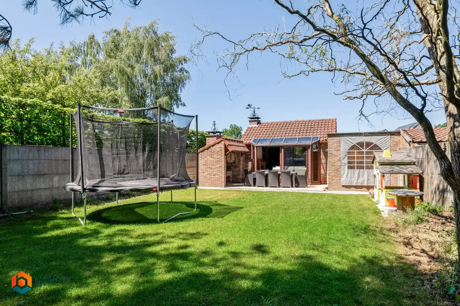 Instapklare woning met 3 slpkrs met gezellig terras en tuin foto 21