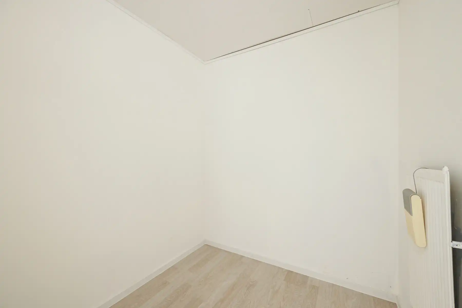 Gelijkvloersappartement met 2 slaapkamers, tuin en garagebox foto 10