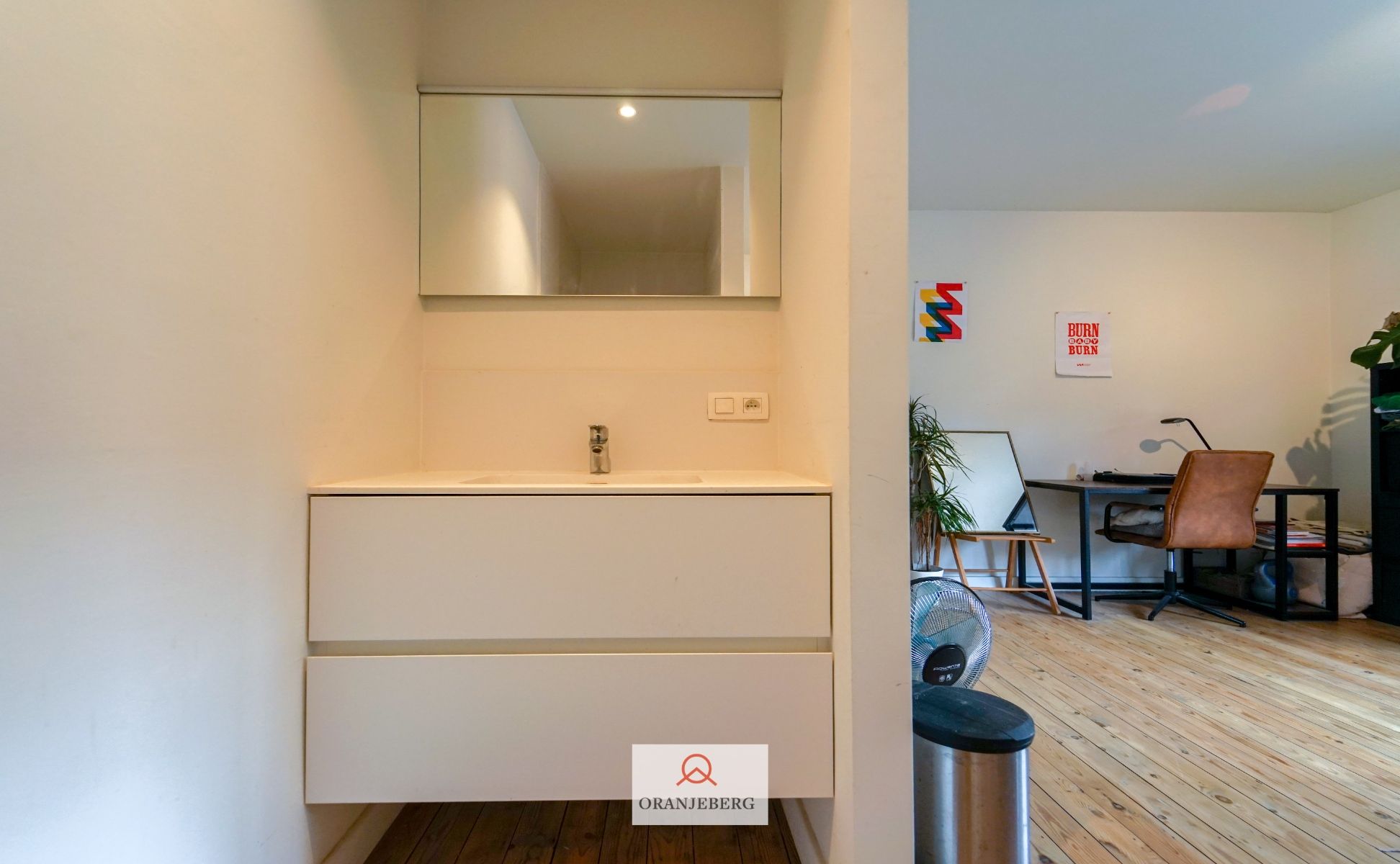 Gerenoveerde herenwoning met 4 slpk's vlakbij Muinkpark foto 45