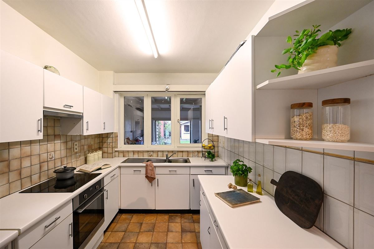 Mooi en perfect onderhouden halfopen woning te Stabroek foto 9