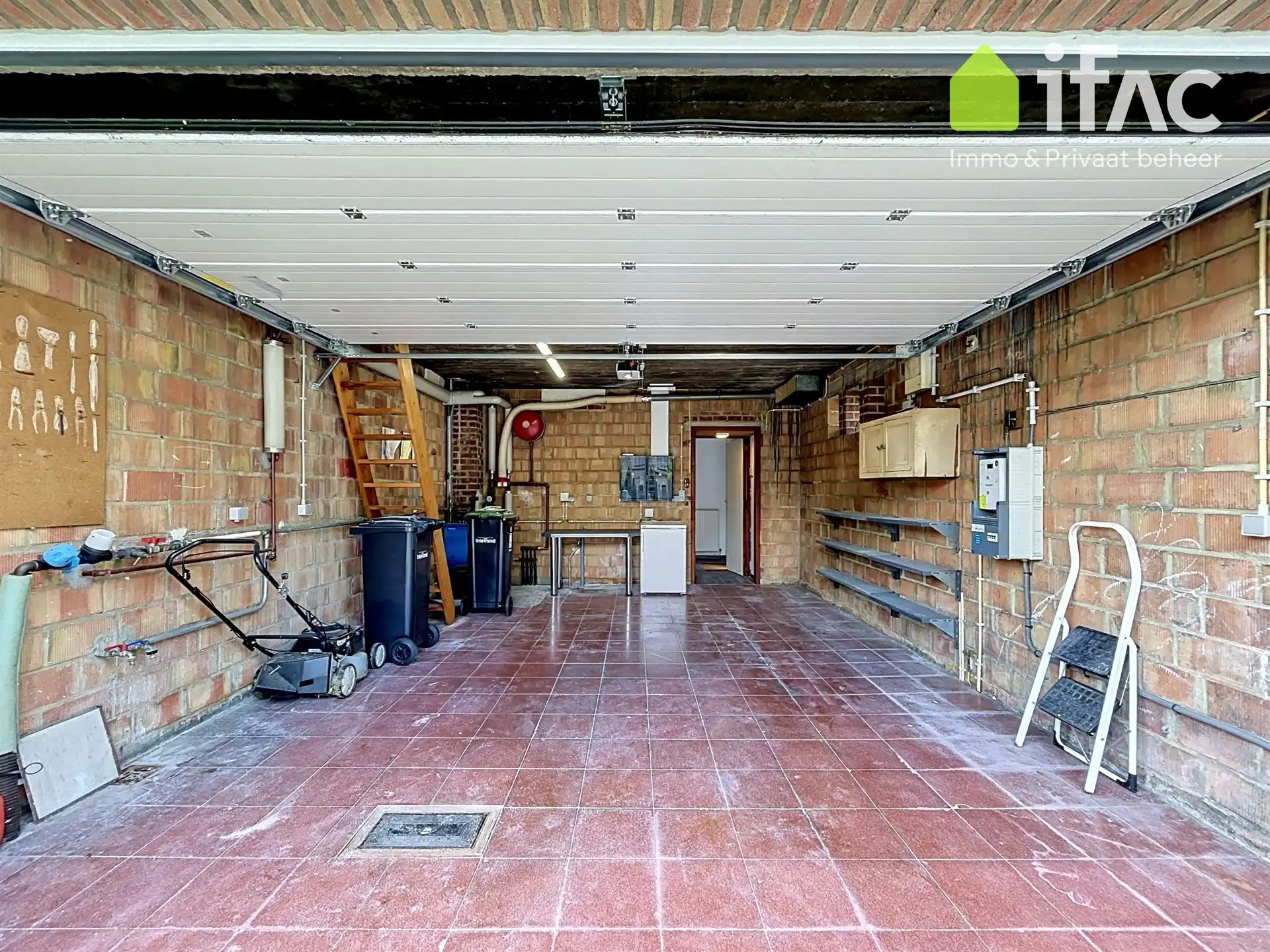 Goed gelegen 3 slaapkamer villa - vlakbij Park en centrum  foto 20